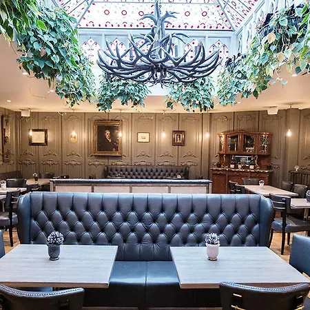 Ξενοδοχείο Langtons 4*